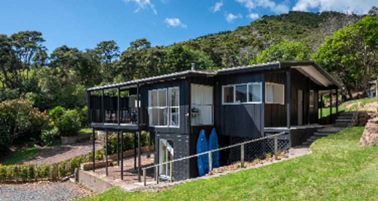 99 Kawakawa Bay Coast Road_0