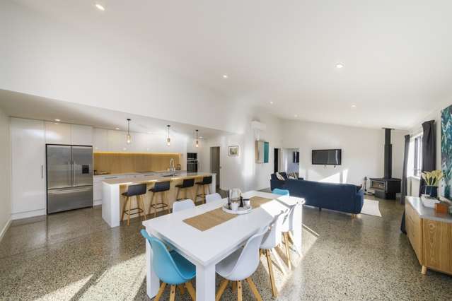 28 Sandown Avenue Himatangi Beach_2