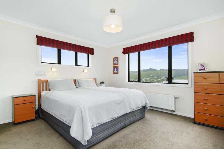 189 Woodman  Drive Tawa_14