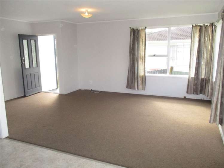 142 Wordsworth Road Manurewa_2