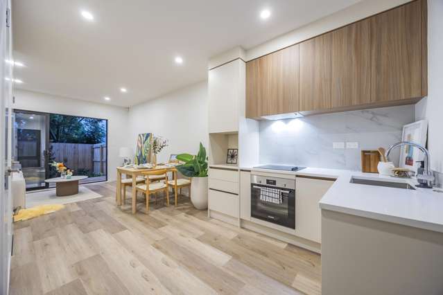 URGENT! ENTRY LEVEL MANGERE BRIDGE BUY