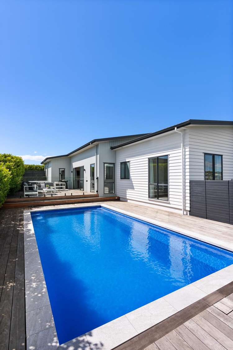 191 Ninth View Avenue Beachlands_15