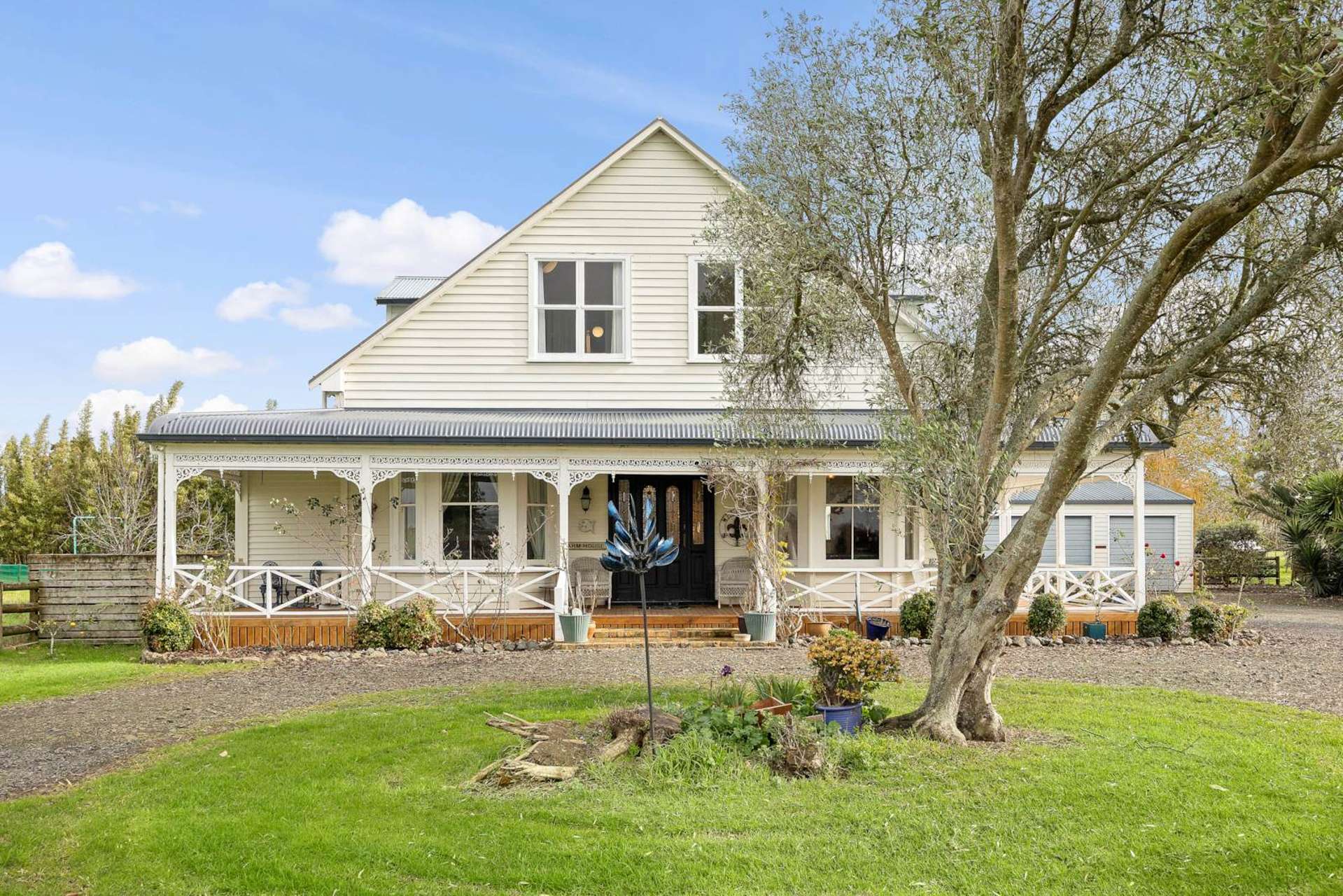 2179 State Highway 16 Helensville_0