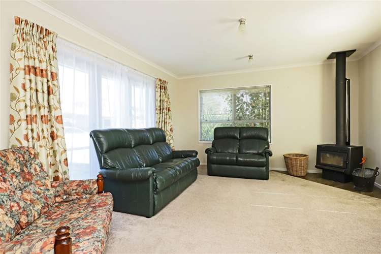 3 Kirkcaldy Place Flaxmere_6