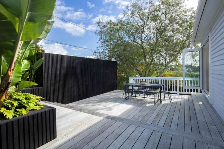 2/187 Titirangi Road Titirangi_20