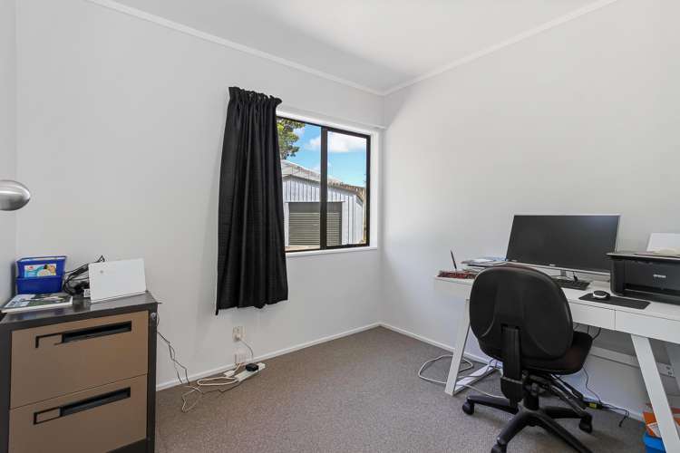 1304 Glenbrook Road Glenbrook_12