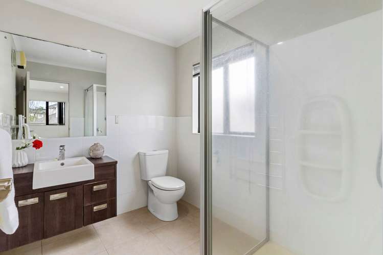 21 Amaretto Avenue Flat Bush_23