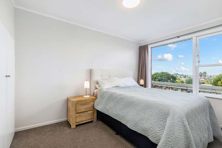 1-7/63E Owairaka Avenue Mount Albert_44