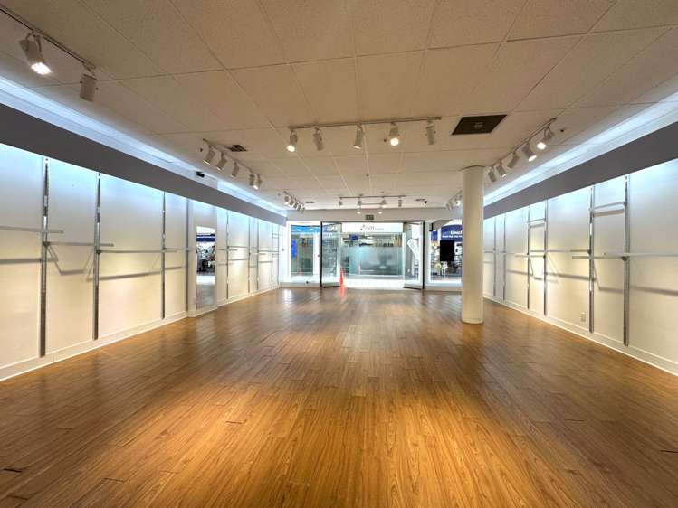 Shop 12/691 Manukau Road Royal Oak_3