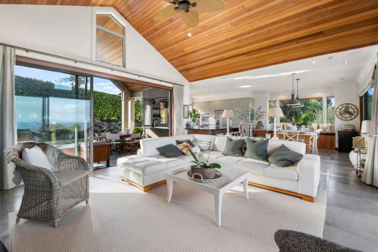 64 Beauvoir Avenue Matakatia_39