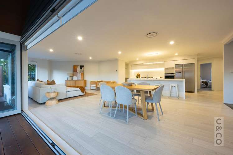 19 Riverhead Point Drive Riverhead_57