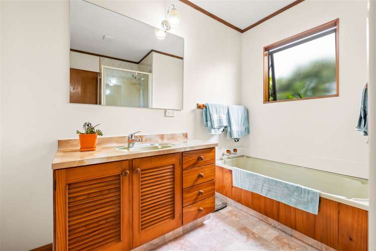 102 Beach Road Te Atatu Peninsula_20