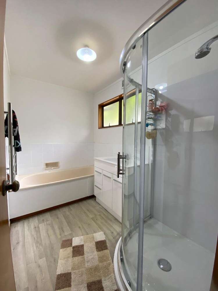 1/205 Lake Road Belmont_7