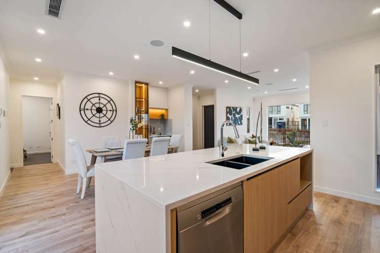 97 Parish Drive Milldale_10