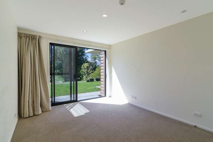 14/67 Andrews Road Queenstown_6