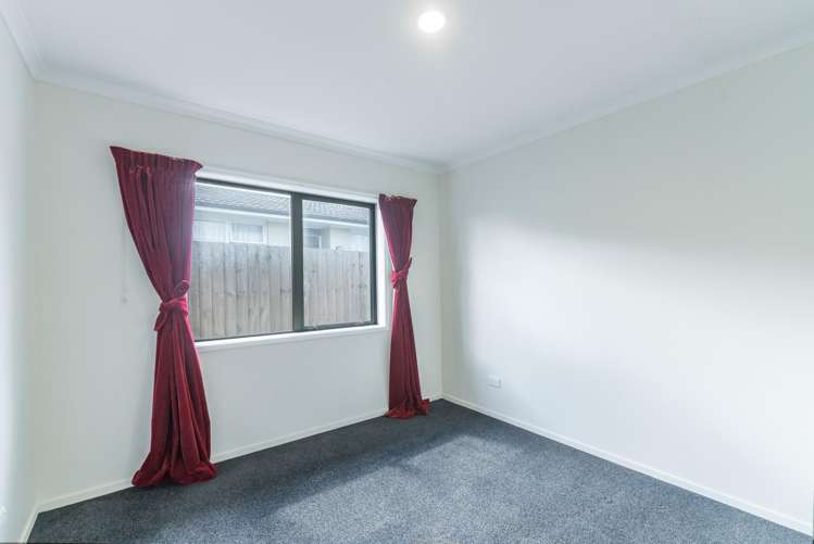 72 Pages Road Linwood_13