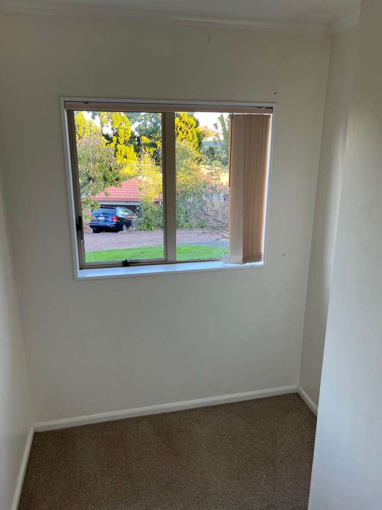 17a Tirimoana Road Te Atatu South_11