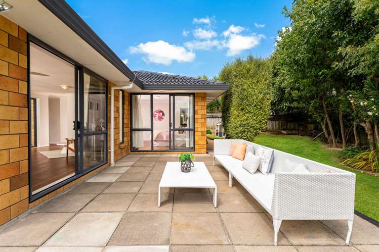 6 Pitoitoi Avenue Greenhithe_16