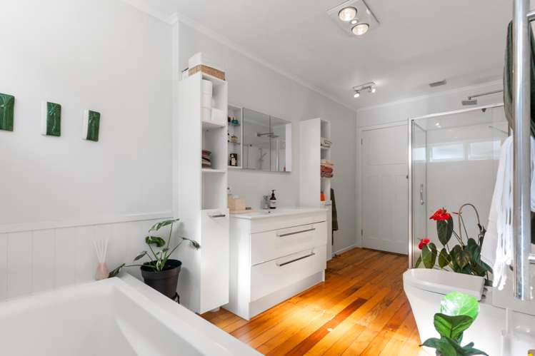 8 Fifth Avenue Mount Albert_14