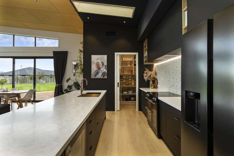 37 Aerodrome Road Blenheim_12