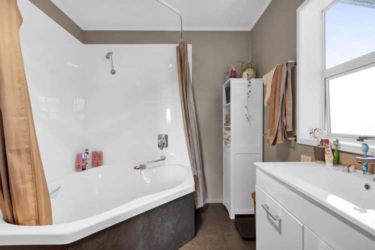 487 Lincoln Road Inglewood_16