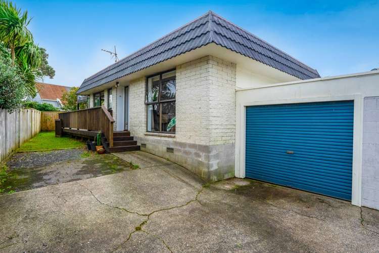 2/8 Glencourt Place Glenfield_21