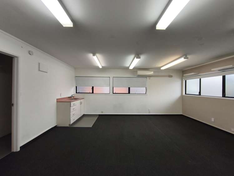 3 and 4/1 View Road Glenfield_7
