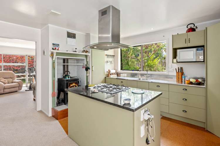 13 Kahu Street Ohura_7