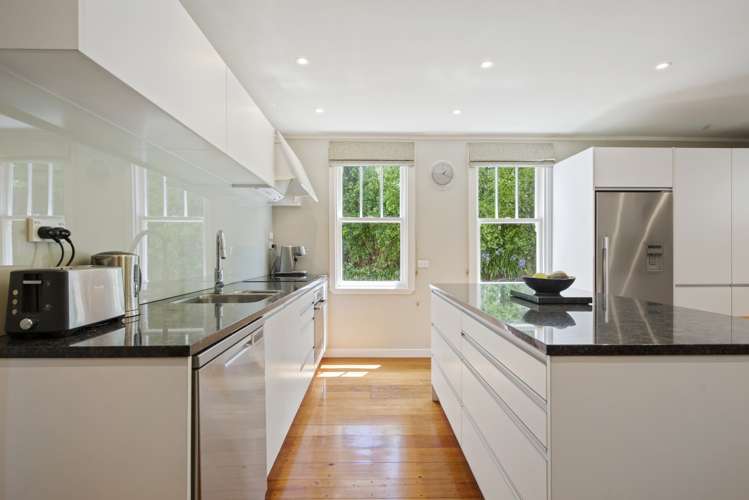 102 Parkvale Road Karori_8