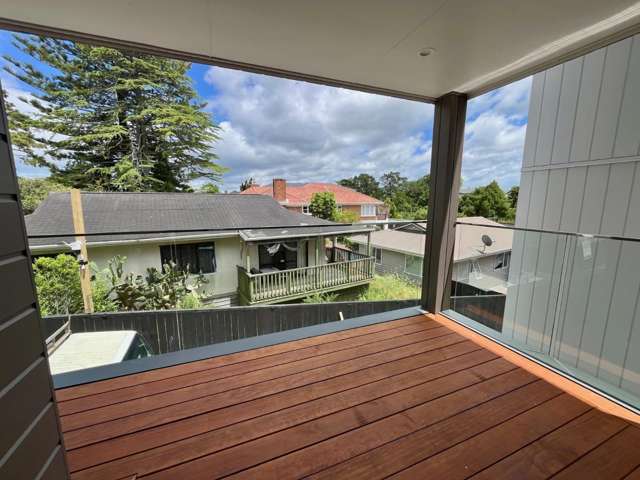 2/2145 Great North Road Avondale_2