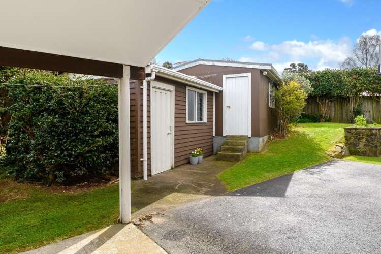 11 Sharyn Place Brookfield_16