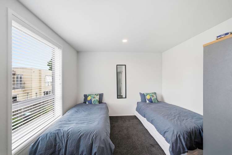 19 Whiteleigh Avenue Addington_9