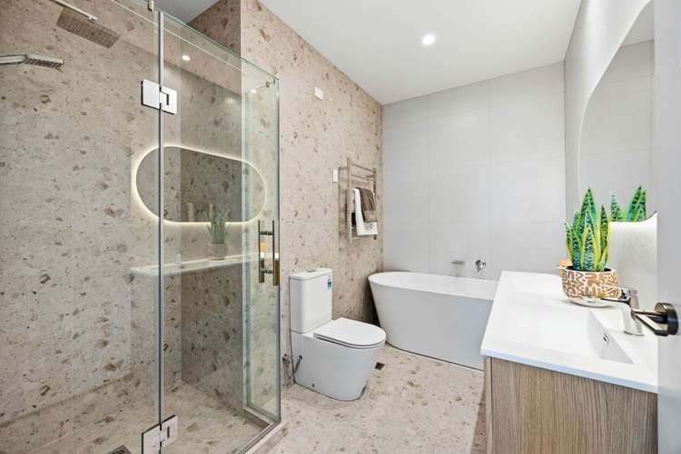 6 Beach Road Te Atatu Peninsula_16