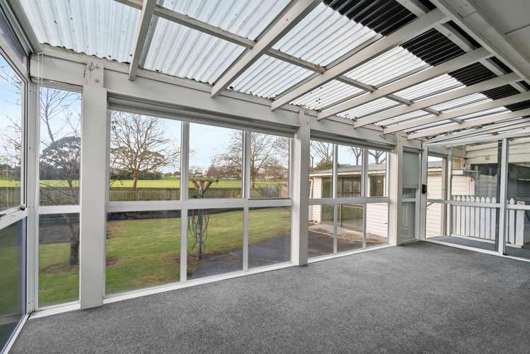 15 Velvet Crescent Otara_9