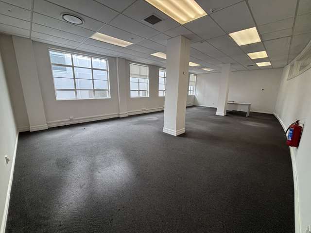 Suite 2/29 Grey Street Tauranga Central_1
