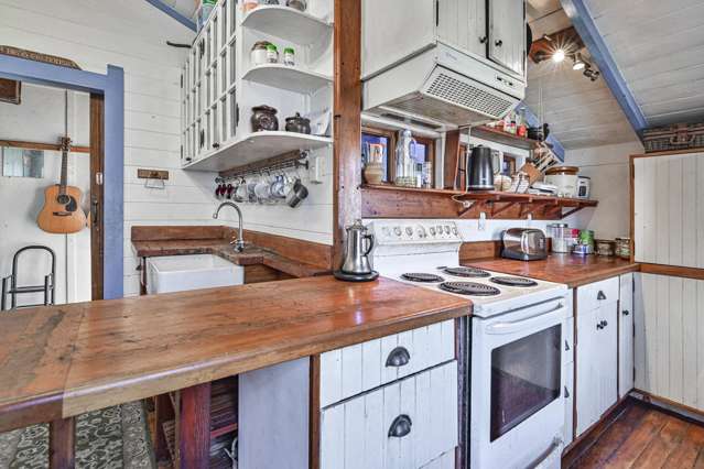 709 Queen Street West St Leonards_3