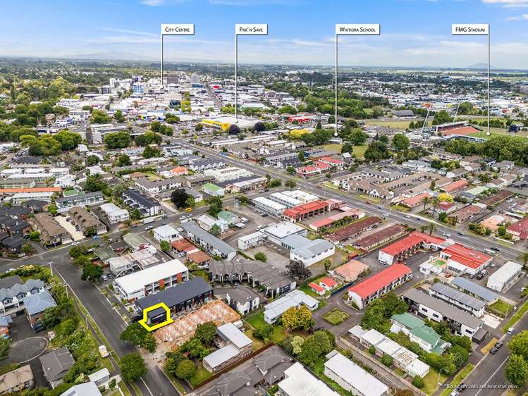 2/7 Dyer Street Whitiora_21