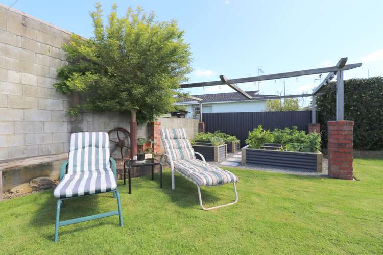 82 Edinburgh Crescent Waikiwi_26