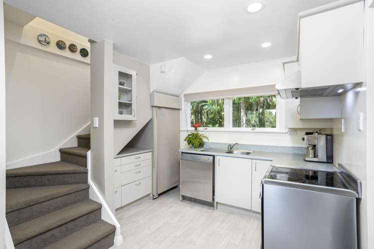 10 Turanga Road Henderson Valley_7