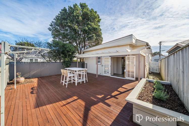 20 Adelaide Street Petone_14