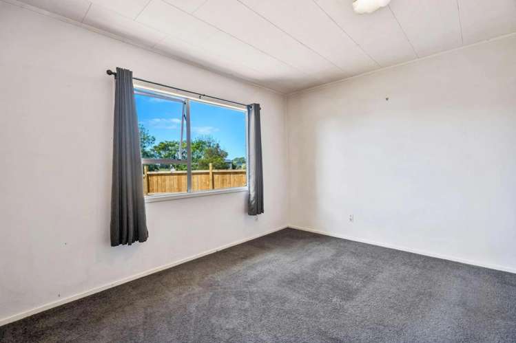 12 Moki Place Ruakaka_7