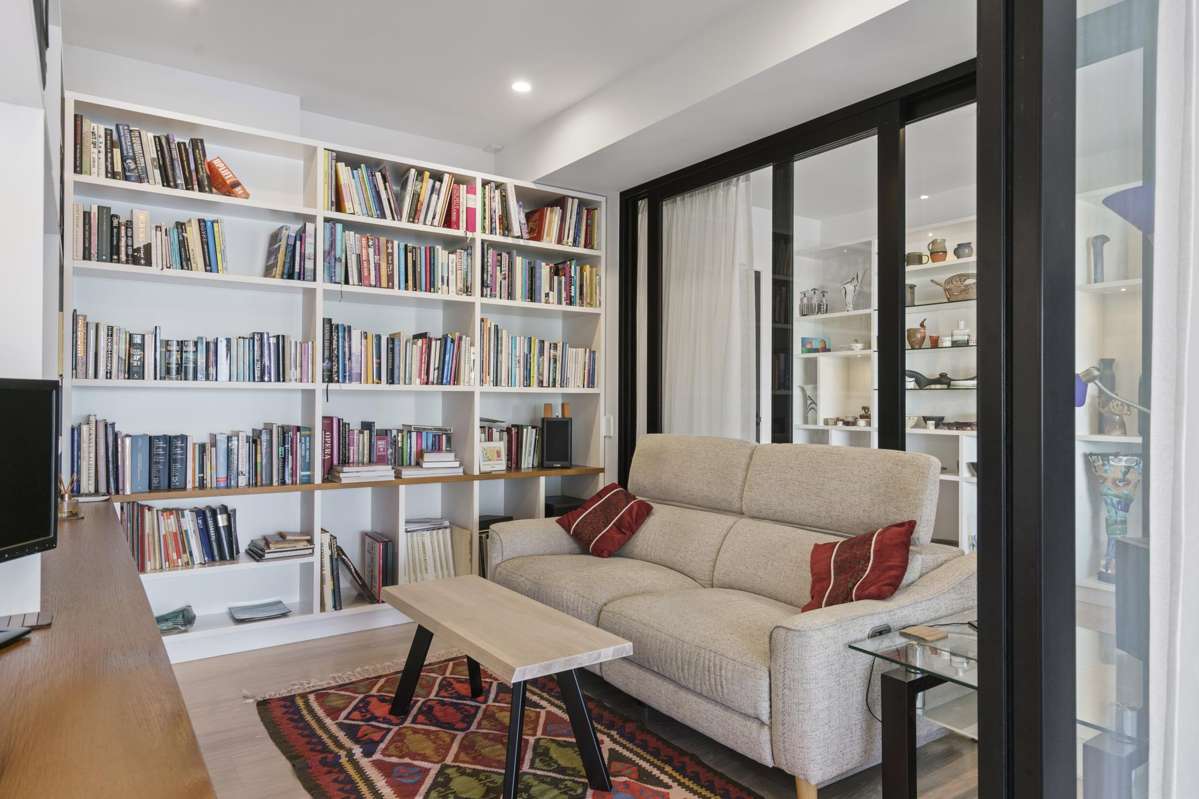 1203/8 Hereford Street_2