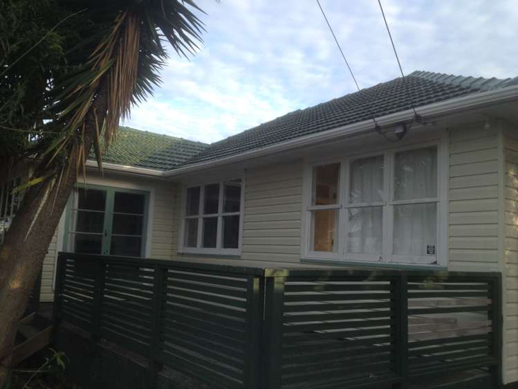 6 Derrett Place Mangere Bridge_0