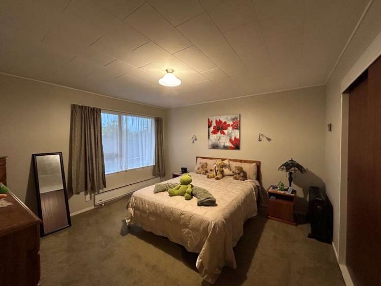 1/5 Somerset Place Taradale_3
