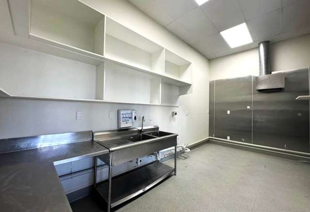 Unit C/31 Link Drive Wairau Valley_4
