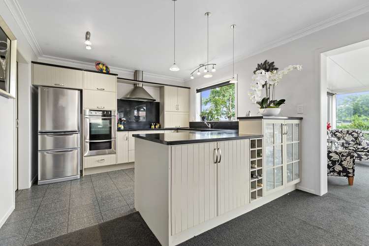 8 Catherine Crescent Te Aroha_2