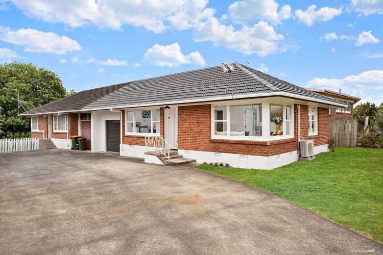 2/2b Dowling Place Pakuranga_17