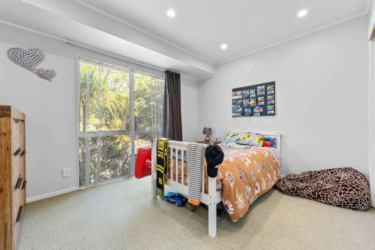 2312 State Highway 16 Helensville_17