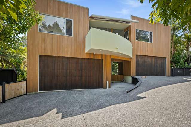 Stylish and versatile family home! Four car garage