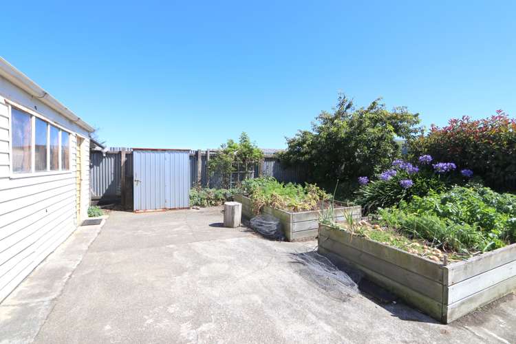 5 Ottrey Street Clifton_6